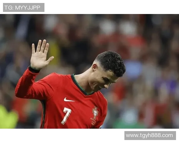 55号球星再掀绿茵风暴见证足球场上激情与荣耀瞬间